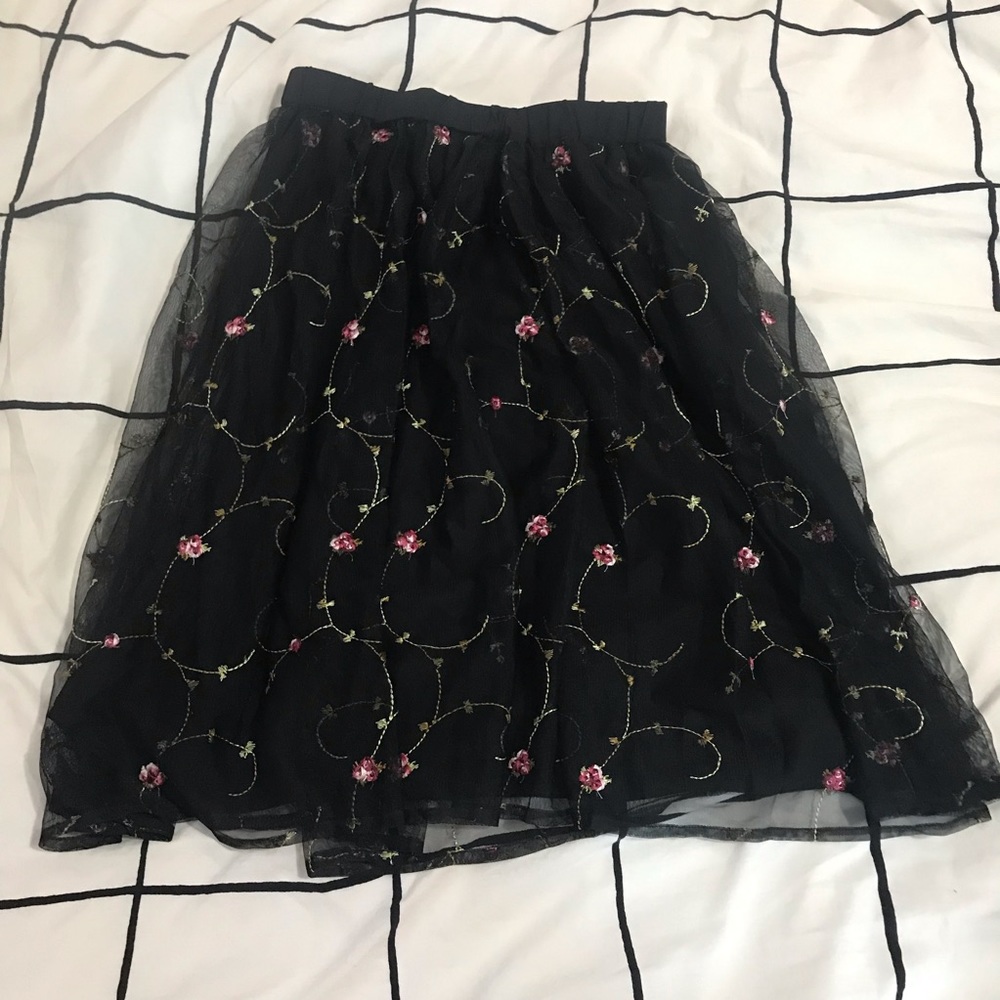 Black skirt